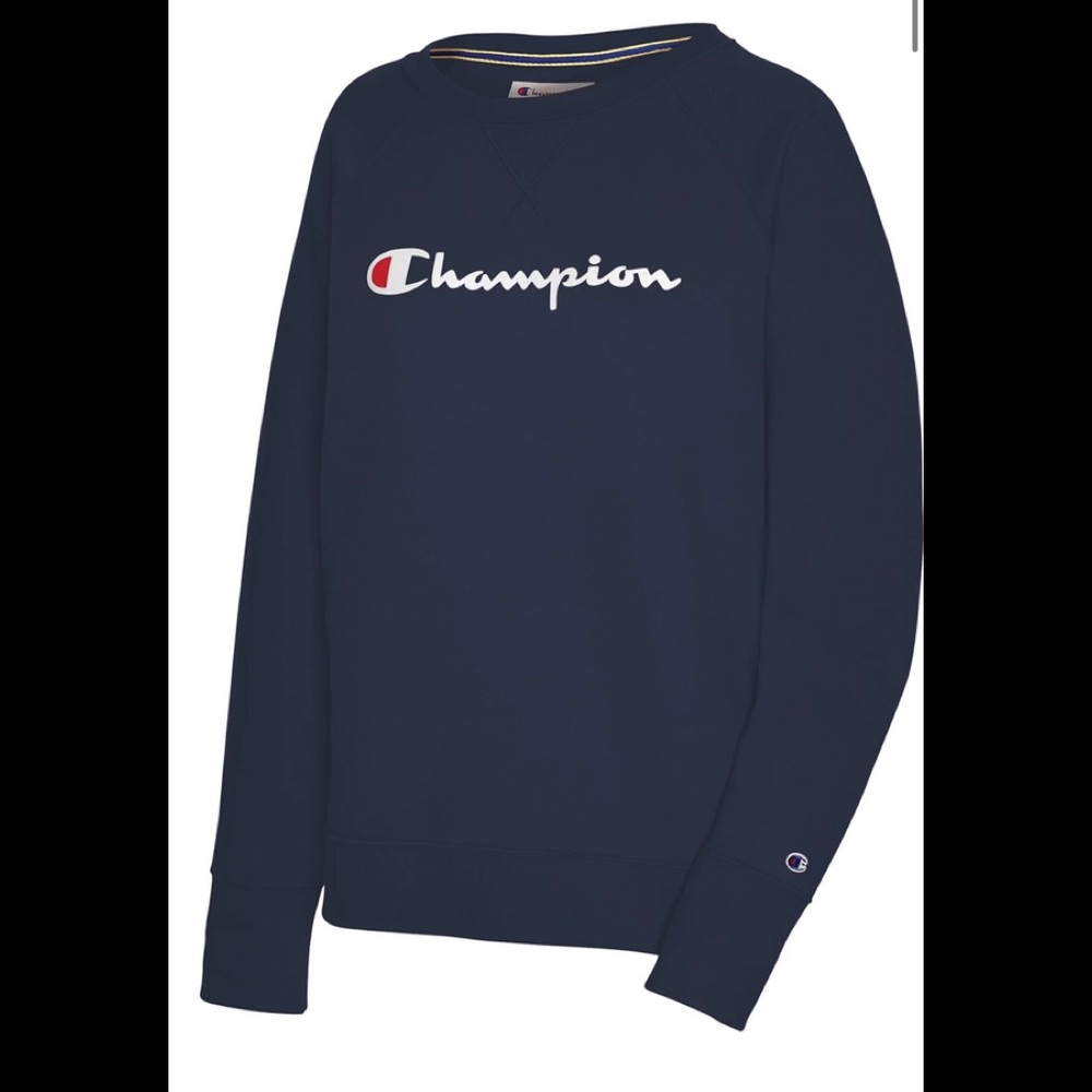 Champion pullover women’s size M 💙